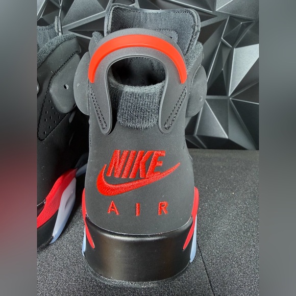 Jordan Retro 6 (Reverse Infrared ) - Picture 4 of 14
